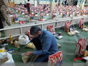 توزیع ۵۰۰۰ بسته معیشتی توسط لشکر عملیاتی ۱۷ امام علی بن ابی طالب (ع) قم