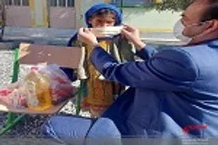 توزیع ۵۰ بسته معیشتی و حمایتی در زاهدان