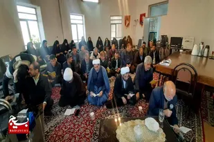 دیدار جمعی از بسیجیان با امام جمعه جوکار