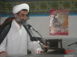 خدمتگزاری به مردم رسالت مهم روحانیت است