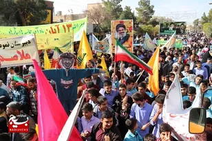 ۴۶ قاب باشکوه از ۴۶ مین ۱۳ آبان انقلاب در دامغان| دانش آموزان دیروز و امروز