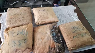 کشف ۵۰ کیلوگرم مواد مخدر در منطقه غرب پارسیان/ با سوداگران مرگ به شدت برخورد می شود