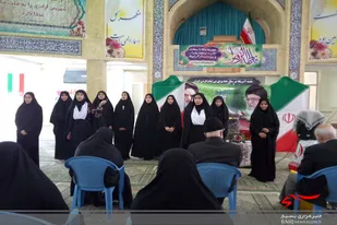 تقدیر از مادران و همسران شهدا در همدان