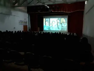 اکران فیلم به وقت شام در شهر مجن
