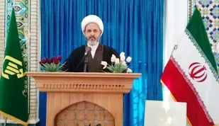 انتقاد شدید خطیب جمعه تربت&zwnj;جام به برخی مدیران استانی و شهرستانی در مورد مدیریت موضوع زعفران