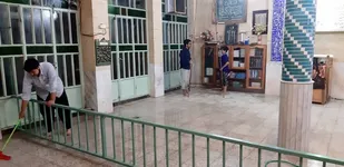 غبار روبی مسجد حجت ابن الحسن العسکری (عج)