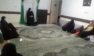 نشست سیاسی پایگاه کوثر النبی حوزه زینبیه ناحیه مرکزی یزد برگزار شد