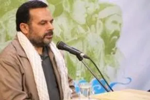 آزادگان نماد مقامت و ایستادگی هستند