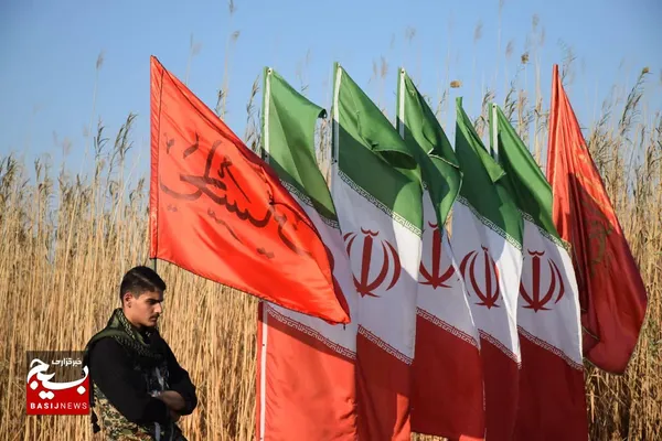 تصاویر بازدید از قدمگاه مقدس رزمندگان اسلام