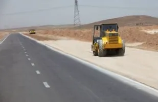 آغاز عملیات احداث باند دوم محور حادثه خیز سبزوار-اسفراین