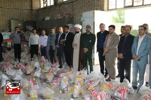 توزیع ۱۰۰۰بسته کمک مومنانه در شهرستان شوش دانیال