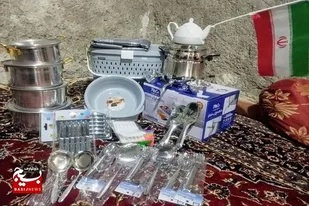تکریم ازدواج آسان با اهدای جهیزیه به زوج جوان