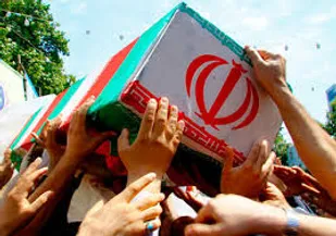 استقبال از پیکر دو شهید دفاع مقدس و یک شهید مدافع حرم در قزوین