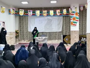 ارتباط با خدا ضامن ارتباط سالم و پیشگیری از مفاسد اجتماعی است