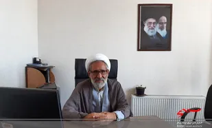 پیروی و تبعیت از ولایت فقیه در زمان غیبت اطاعت از امام عصر (عج) است