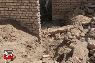 رهاسازی فرد جوان مصدوم از زیر آوار توسط امدادگران آتش نشانی همدان
