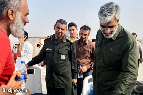 حضور سپاه و بسیج در مناطق زلزله زده