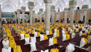 توزیع بیش از ۵ هزار بسته&zwnj;ی معیشتی در مرحله جدید کمک مومنانه