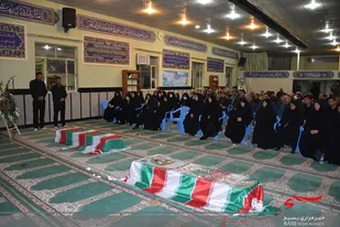 مراسم وداع با پیکرهای مطهر شهیدان تازه تفحص شده برگزار شد