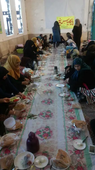 اجرای برنامه ضیافت افطاری ساده پایگاه های بسیج خواهران شاهرود
