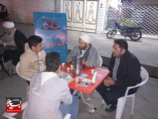 چای گپ؛ جهاد فرهنگیِ خیابانی مبلغین بسیجی جویبار  برای پاسخ به شبهات امت مبعوث