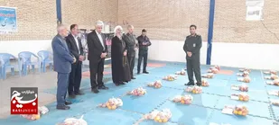 توزیع دو هزار بسته یلدایی بین نیازمندان شهرستان طبس