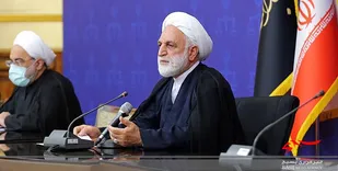 روزی حداقل 10 پیام مردمی را تا وصول نتیجه پیگیری می&zwnj;کنم