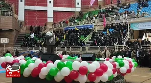 فلسطینیان امروز در حال مبارزه با آمریکا و دولت&zwnj;های استکباری هستند