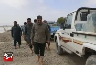 بسیج و سپاه تا پایان مشکلات ناشی از سیل در کنار مردم سیستان و بلوچستان است