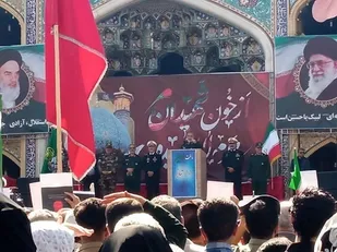 در مراسم تشییع پیکر مطهر شهدای شاهچراغ
سردار سلامی: امروز اغتشاشات تمام شد! / دشمن می&zwnj;خواهند دین ما را بگیرند و ما به آنها می&zwnj;گوییم دنیای آن&zwnj;ها را خواهیم گرفت