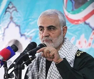 هم اکنون خنده های زهرآگین فتنه آمیز و موذیانه دشمنان را می شنویم/ تضعیف این نظام و به هر شکلی حرام است