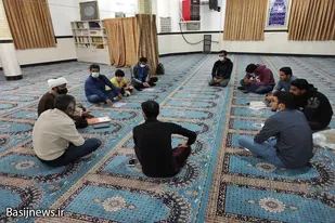 رفتار و گفتار یک فرد بسیجی باید الگو باشد