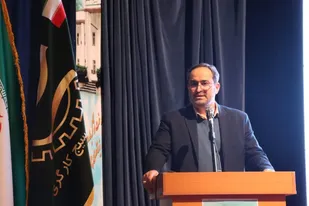 اعطای نشان اقتصاد مقاومتی به واحدهای تولیدی برتر/15 واحد تولیدی نشان درجه 1 و 2 اقتصاد مقاومتی دریافت کردند