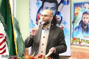 ادامه دادن راه شهدا و تحقق اهداف آنها مایه خشنودی شهداست