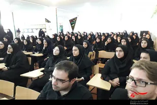 زنگ نماز در دبیرستان دخترانه فاطمه الزهرا(س) ملایر به صدا درآمد