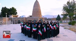 طنین &laquo;مرگ بر آمریکا&raquo; در بروجرد با اجرای سرود حماسی دختران غدیر+فیلم