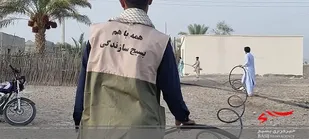 گروه های جهادی  برای آبرسانی به روستای اوهکن بشاگرد پیش&zwnj;قدم شدند
