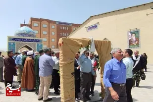 کاروان زیارتی 200 نفری شهرستان زاهدان عازم مرقد امام راحل شدند