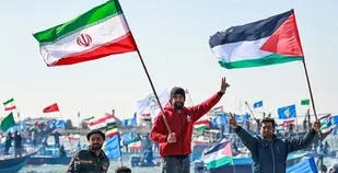 رژه سراسری شناورهای بسیج دریایی سپاه در روز قدس