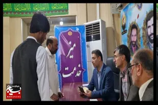 برپایی میز خدمت و دیدار چهره به چهره سرپرست ثبت احوال سیستان و بلوچستان با مردم