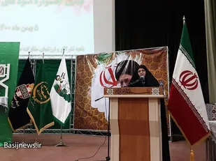 ضرورت تبیین الگوی سوم زن مسلمان برای نسل جوان