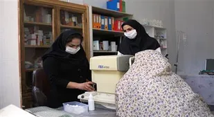 ارایه خدمات رایگان گروه جهادی سلامت به زنان زندان یاسوج