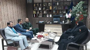 دیدار مسئولین بسیج دانشجویی با فرمانده سپاه ناحیه شاهرود+ عکس