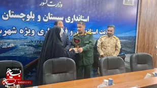 تجلیل از گروه&zwnj;های جهادی خدمت&zwnj;رسان مراسم تشییع رهبر شهید ایران در چابهار