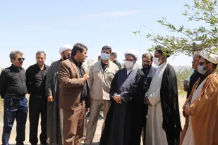 ازمناطق آسیب دیده از سیل شهرستان زرند بازدید نمود