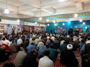 امام خمینی(ره) تنها به تکلیف عمل می کردند