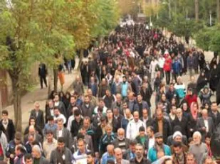 برگزاری همایش پیاده روی خانوادگی کارگران در روز میلاد امام عصر(عج) در شاهرود