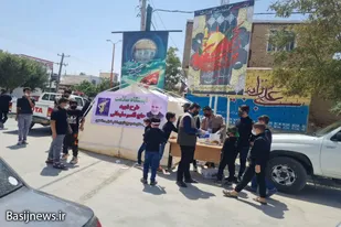 برپایی ایستگاه سلامت و خدمت رسانی بسیجیان در فامنین