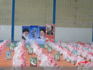 مرحله دوم رزمایش کمک مؤمنانه در دهاقان باتوزیع 600 بسته آغاز شد