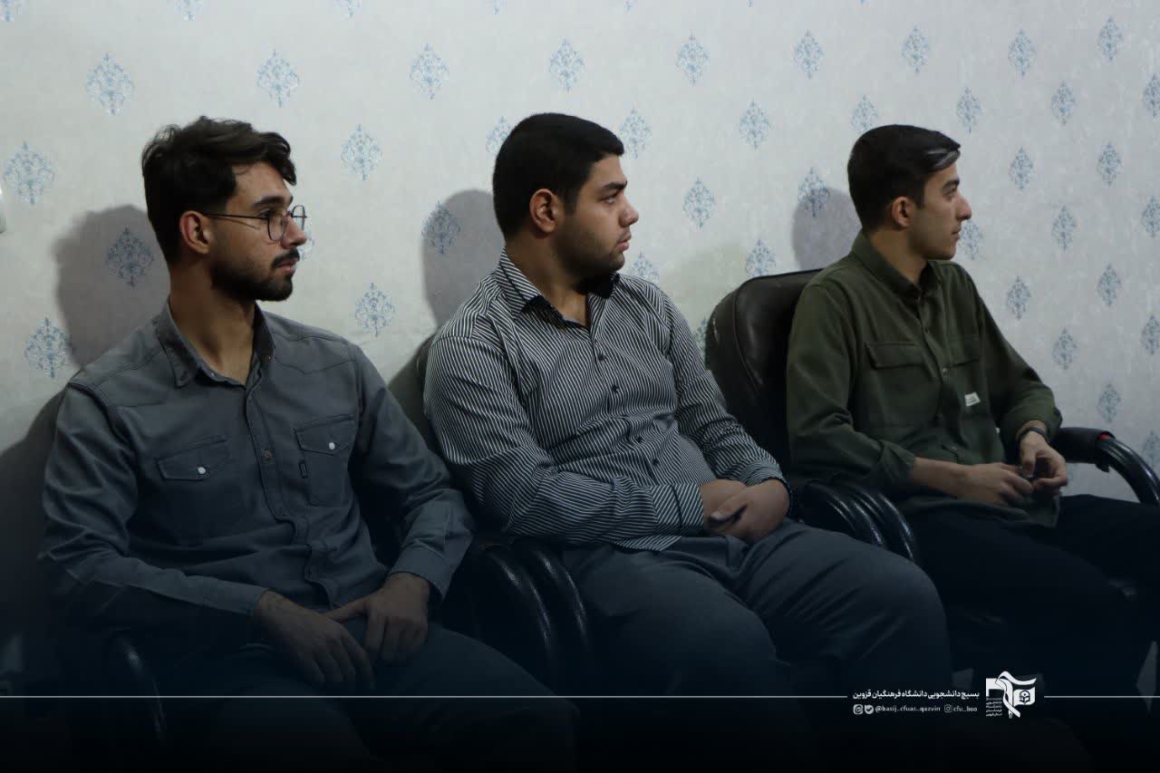 بازدید فعالین رسانه بسیج دانشجویی دانشگاه فرهنگیان قزوین از خبرگزاری بسیج بازدید فعالین رسانه بسیج دانشجویی دانشگاه فرهنگیان قزوین از خبرگزاری بسیج